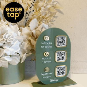 3 Qr Standee